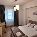Adamar Plaja Vega
